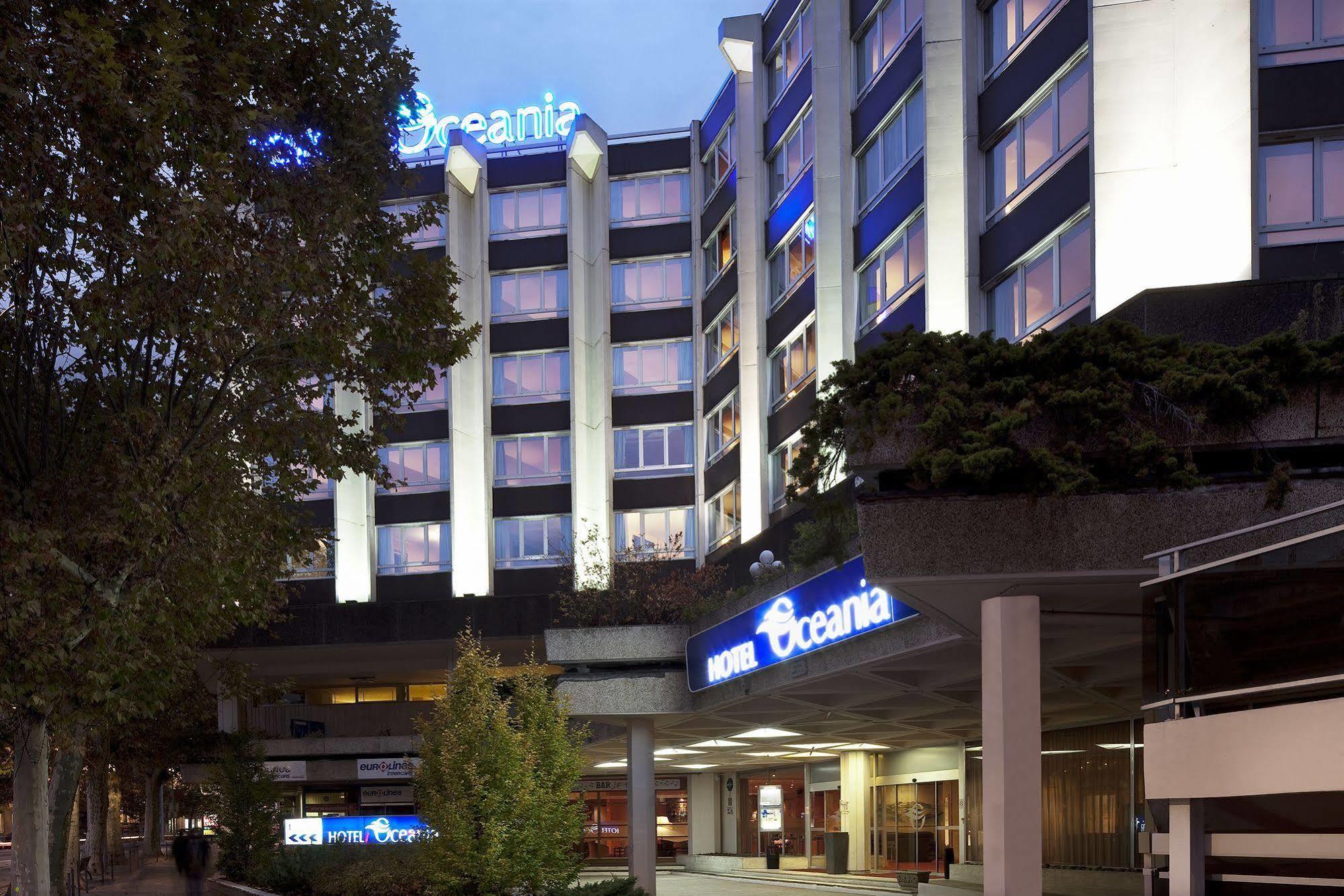 Отель Oceania Clermont Ferrand Экстерьер фото